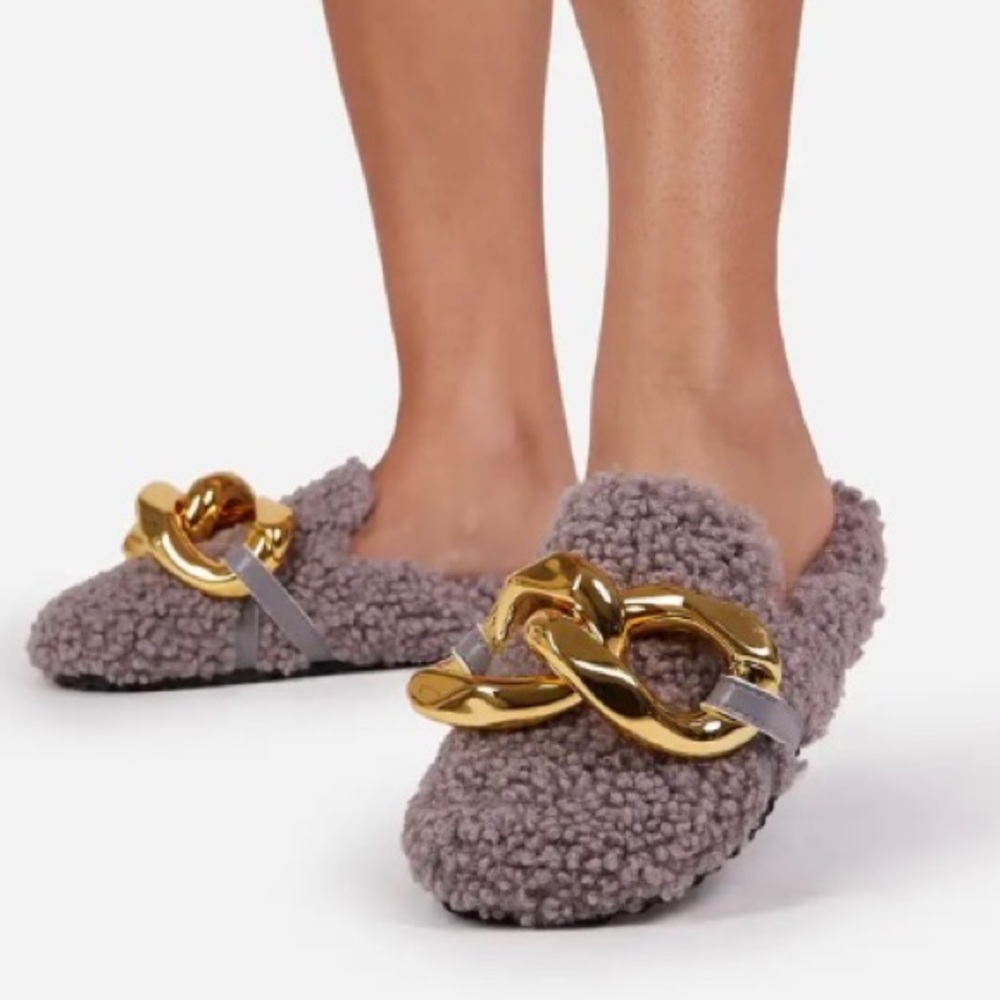 Chain Sandals Slippers in Shearling Sizes 6-8